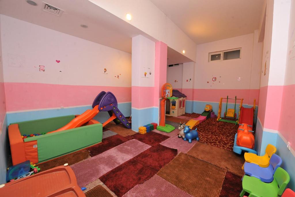Basak Termal Hotel คิซิลจาฮามัม ภายนอก รูปภาพ